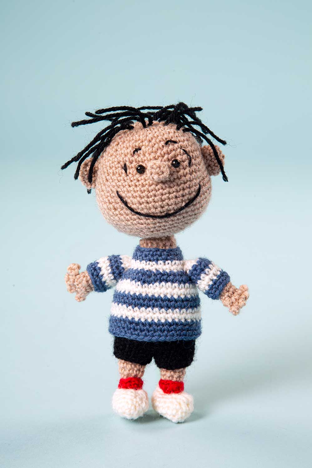 Peanuts Official Crochet Collection book