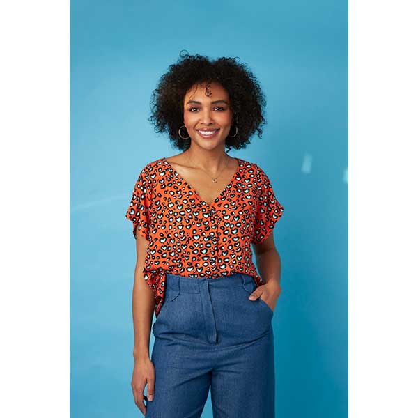 Love Sewing Magazine #145 With Two Patterns