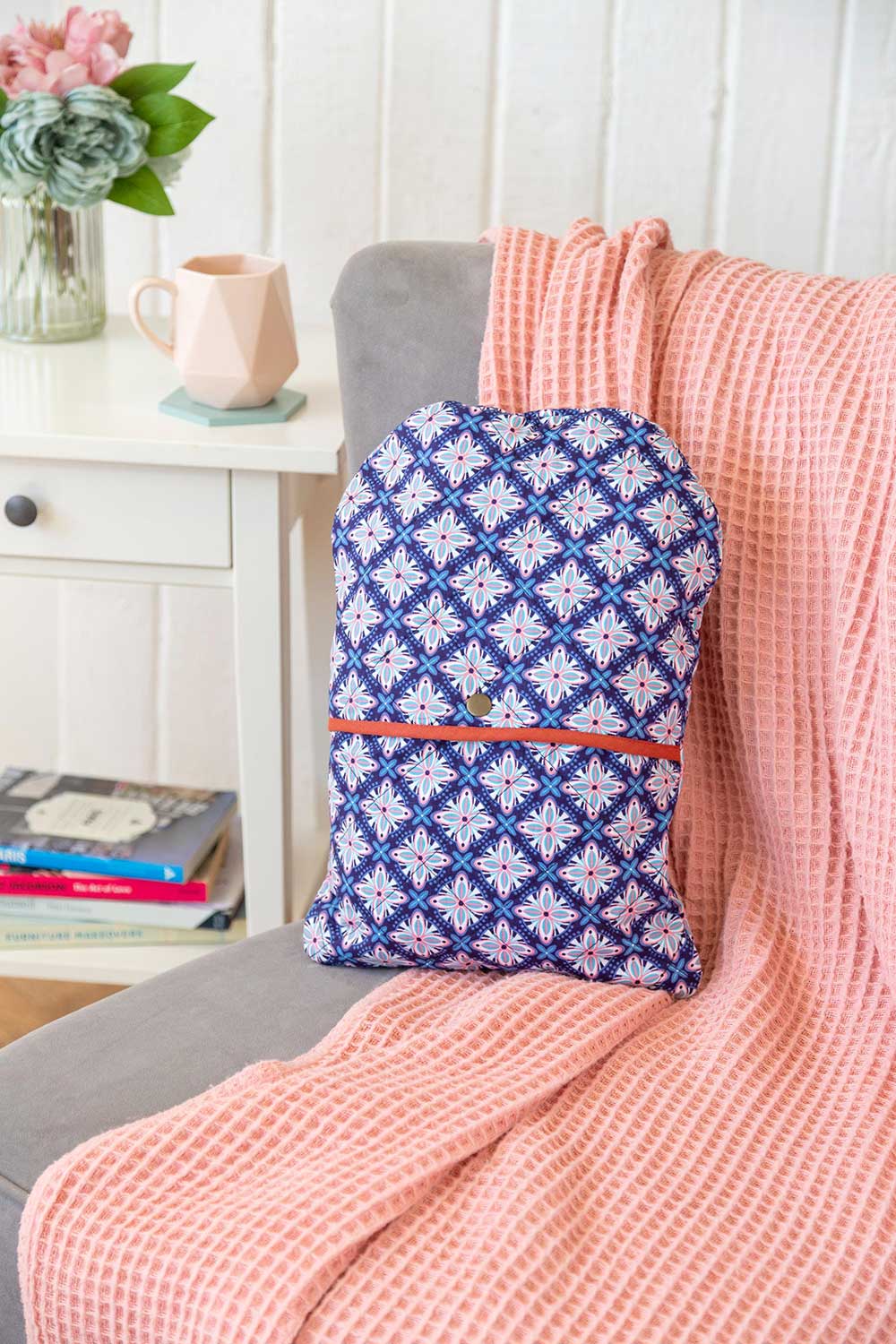 Love Sewing Magazine #153