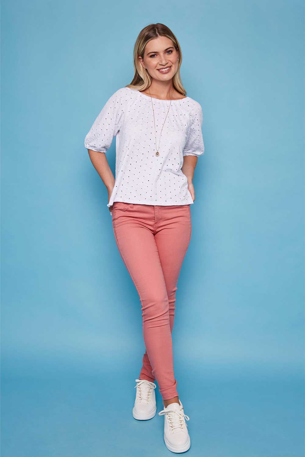 Love Sewing Magazine #166