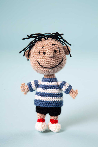 Peanuts Official Crochet Collection book