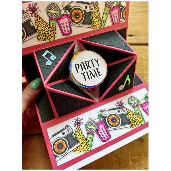 Made To Surprise Embossing Folder Surprise Retro Pattern | 8in x 8in