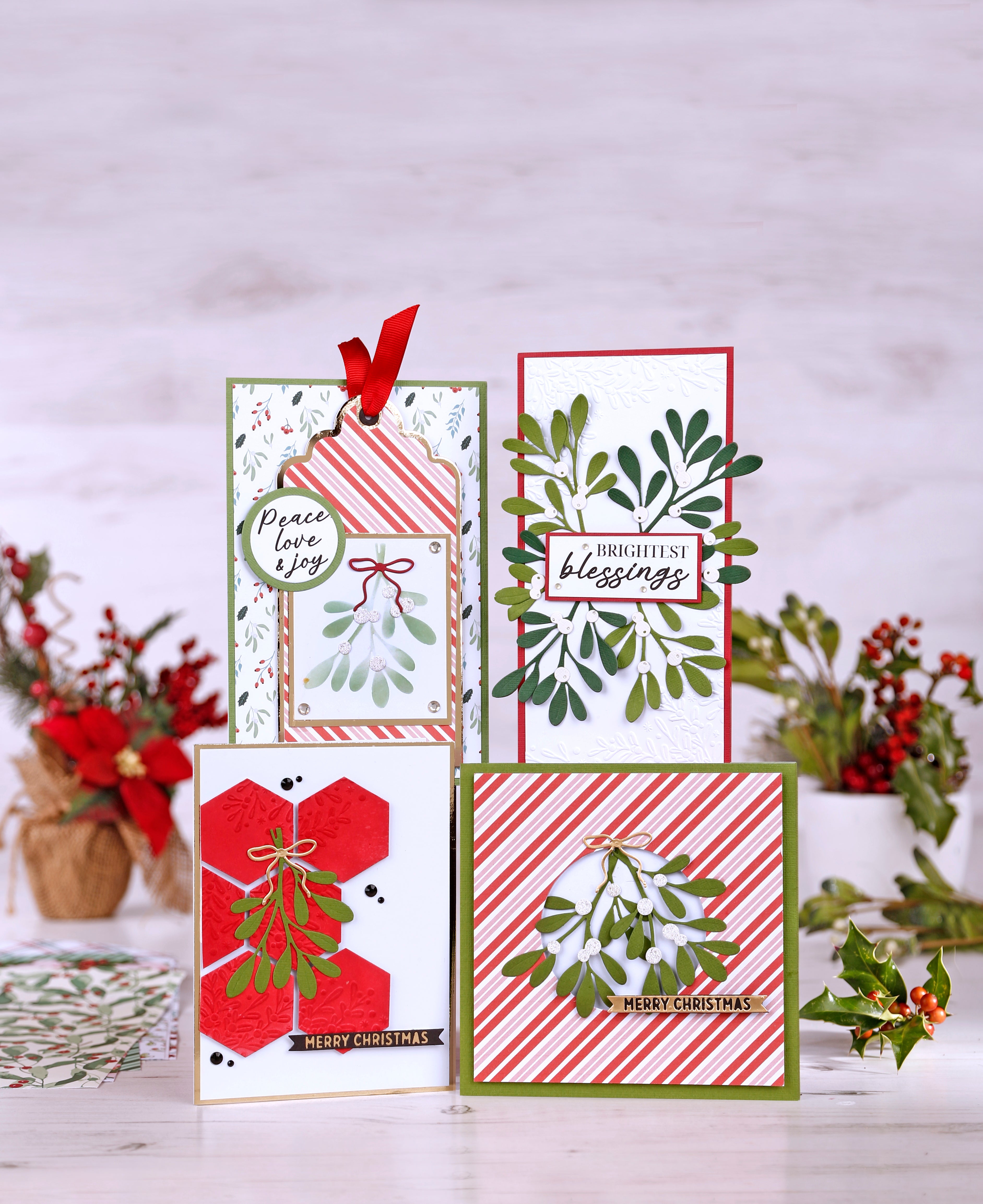 Simply Cards & Papercraft 250 Digital Downloads - Lisa Horton Under the Mistletoe papers and toppers