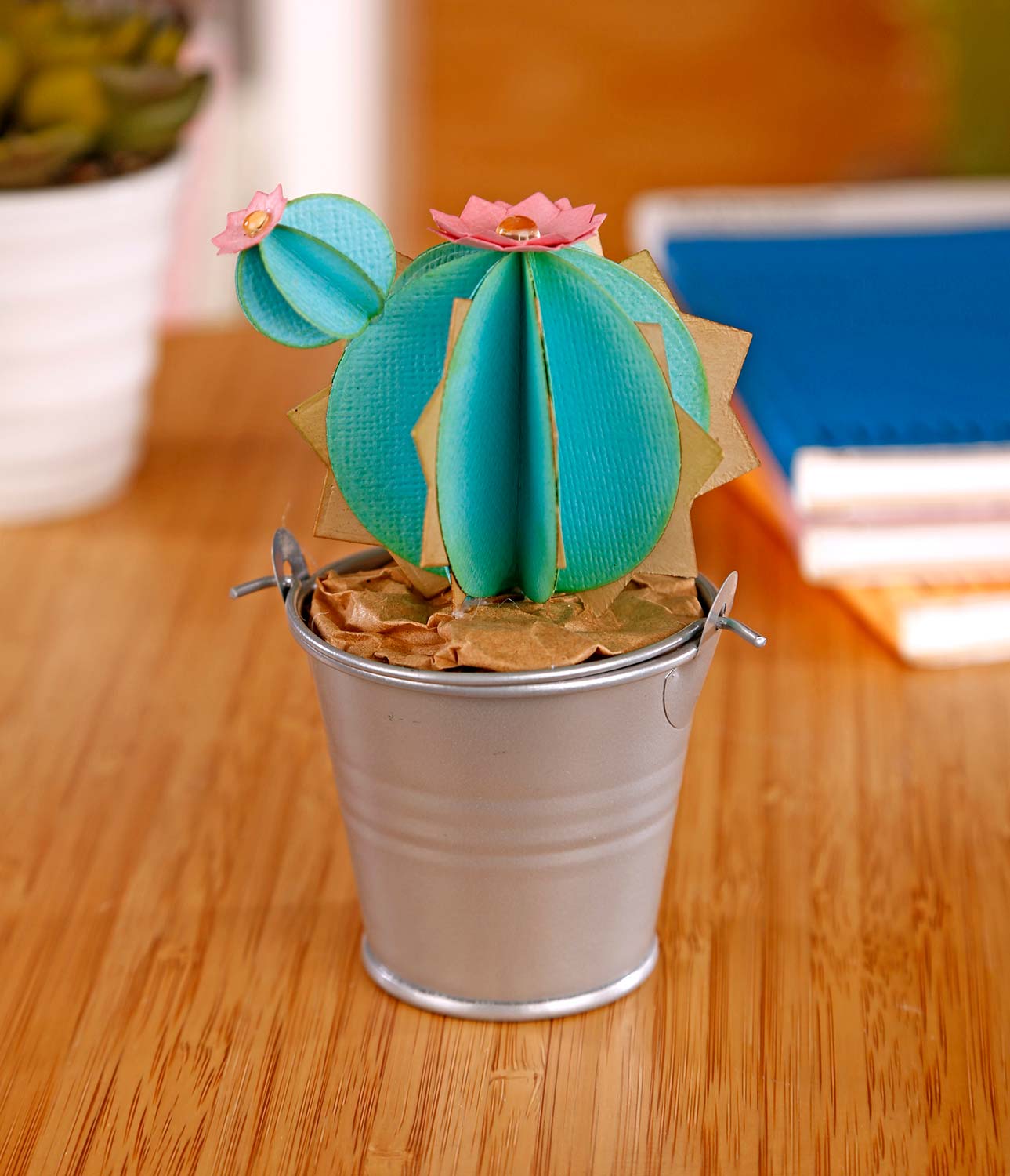 Die-Cutting Essentials Magazine #138