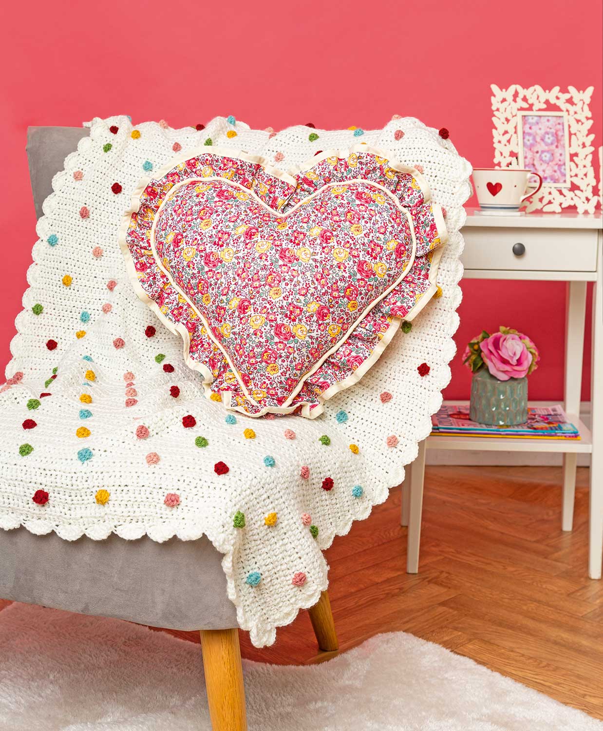 Love Sewing Magazine #156